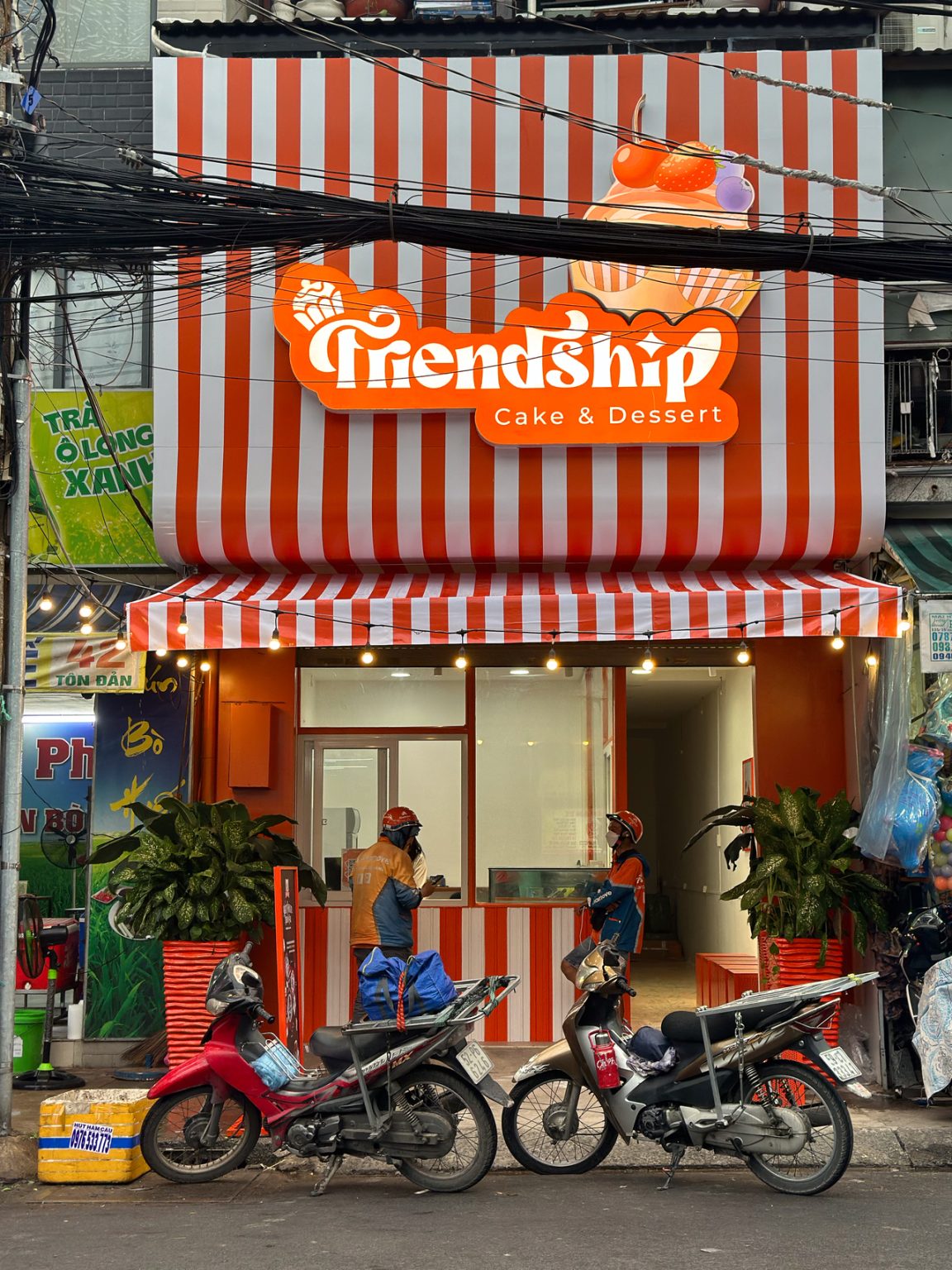 Friendship D4